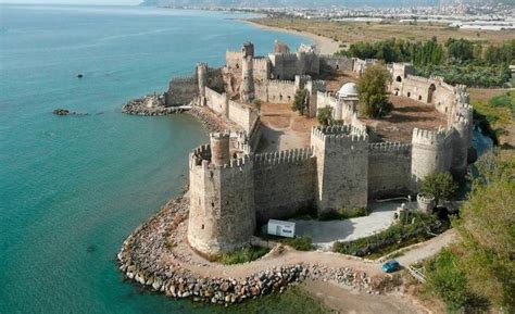 Bilinmeyen Tarihi Mekan: Sinop'taki Tarihi Kaleler