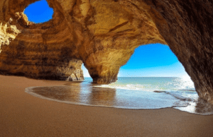 Algarve Plaj (Algarve Beach)