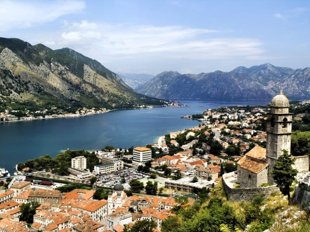 Kotor: Karadağ'ın Akdeniz Kıyısındaki Tarihi Şehri