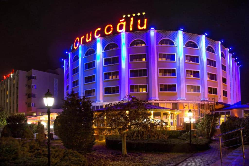Afyon Orucoglu Thermal Resort: Otel'de Kalınır Mı?