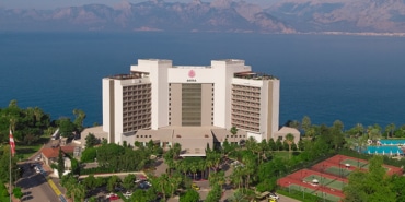 Akra Antalya: Otel'de Kalınır Mı?
