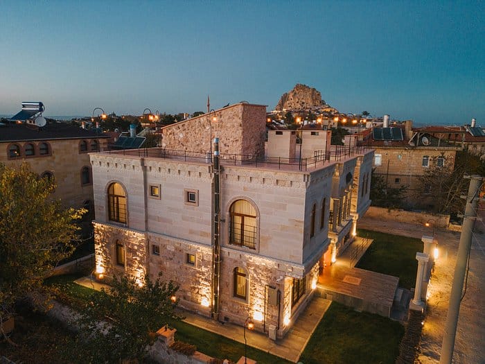 Leda Stone House: Otel'de Kalınır Mı?