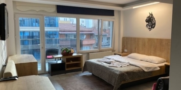 Lost Angels Rezidans: Otel'de Kalınır Mı?