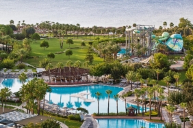 Lara Barut Collection Otel'de Kalınır Mı?