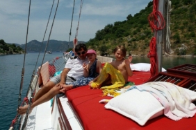 Doğal Güzelliklerin İçinde Bir Tatil: Türkiye’nin En İyi Gölleri