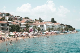 Ege’nin Sakin Kıyılarında Geçireceğiniz Unutulmaz Bir Tatil