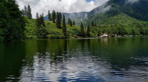 Borçka Karagöl Tabiat Parkı