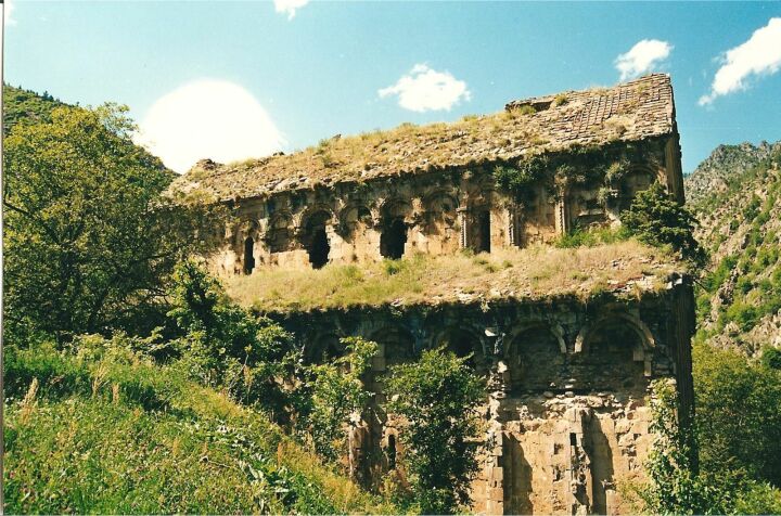 Okhta Ecclesia (Dört Kilise/Tekkale) Manastırı – Yusufeli